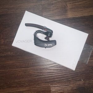 Poly Voyager Bluetooth Headset - Black